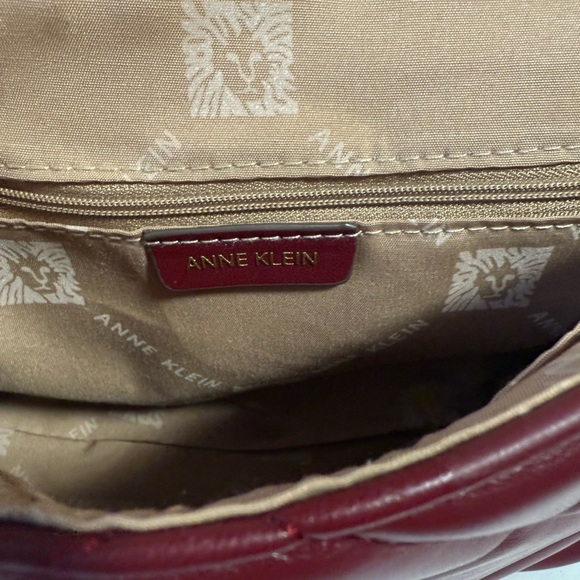 Anne Klein Burgundy Quilted Bag with Gold Chain - Picture 4 of 7